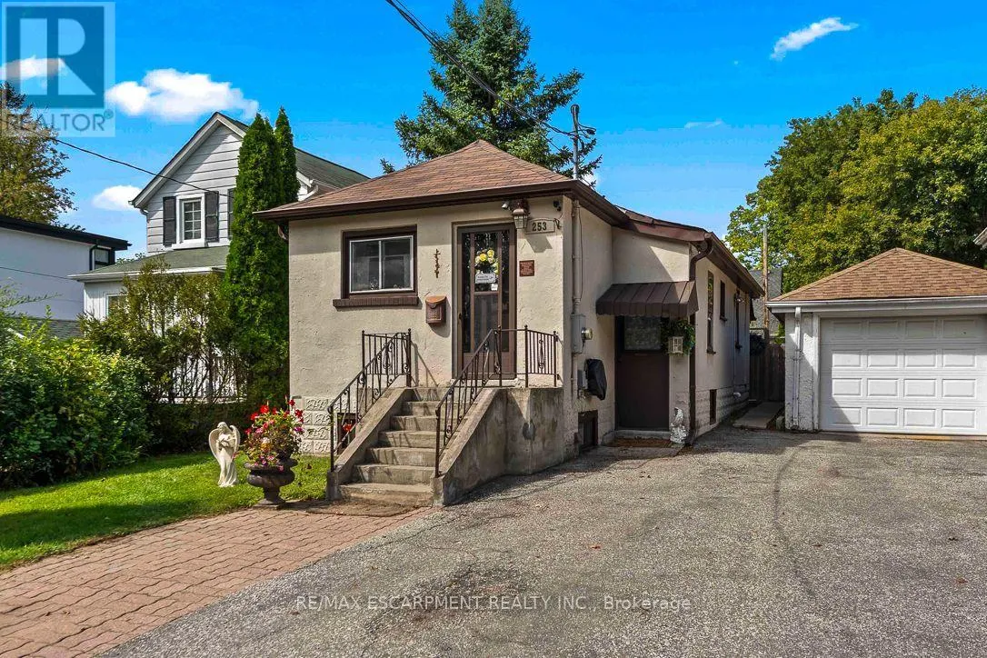 253 EAGLEWOOD BOULEVARD