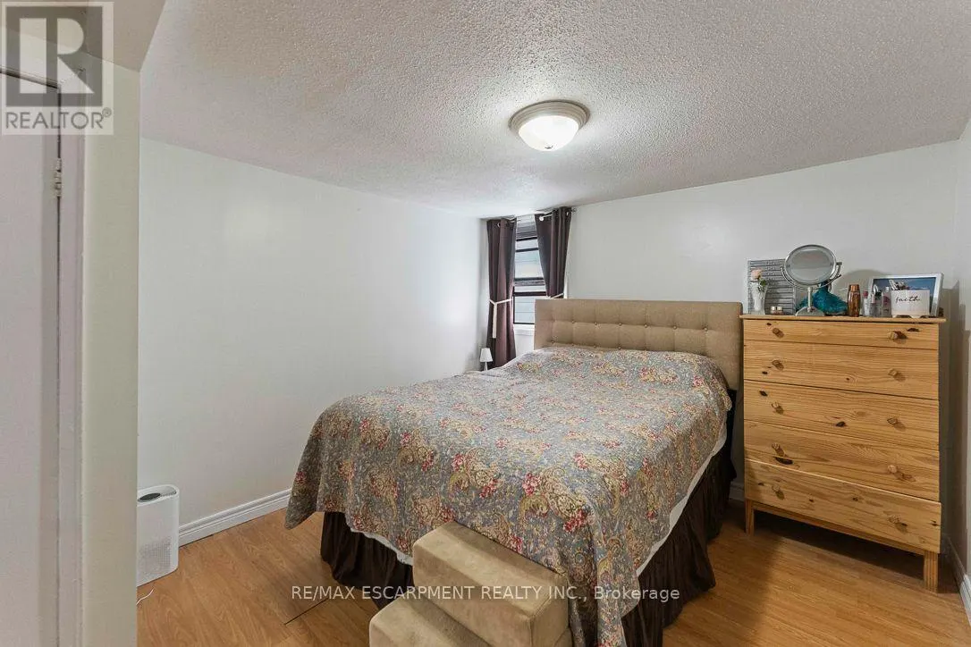 253 EAGLEWOOD BOULEVARD