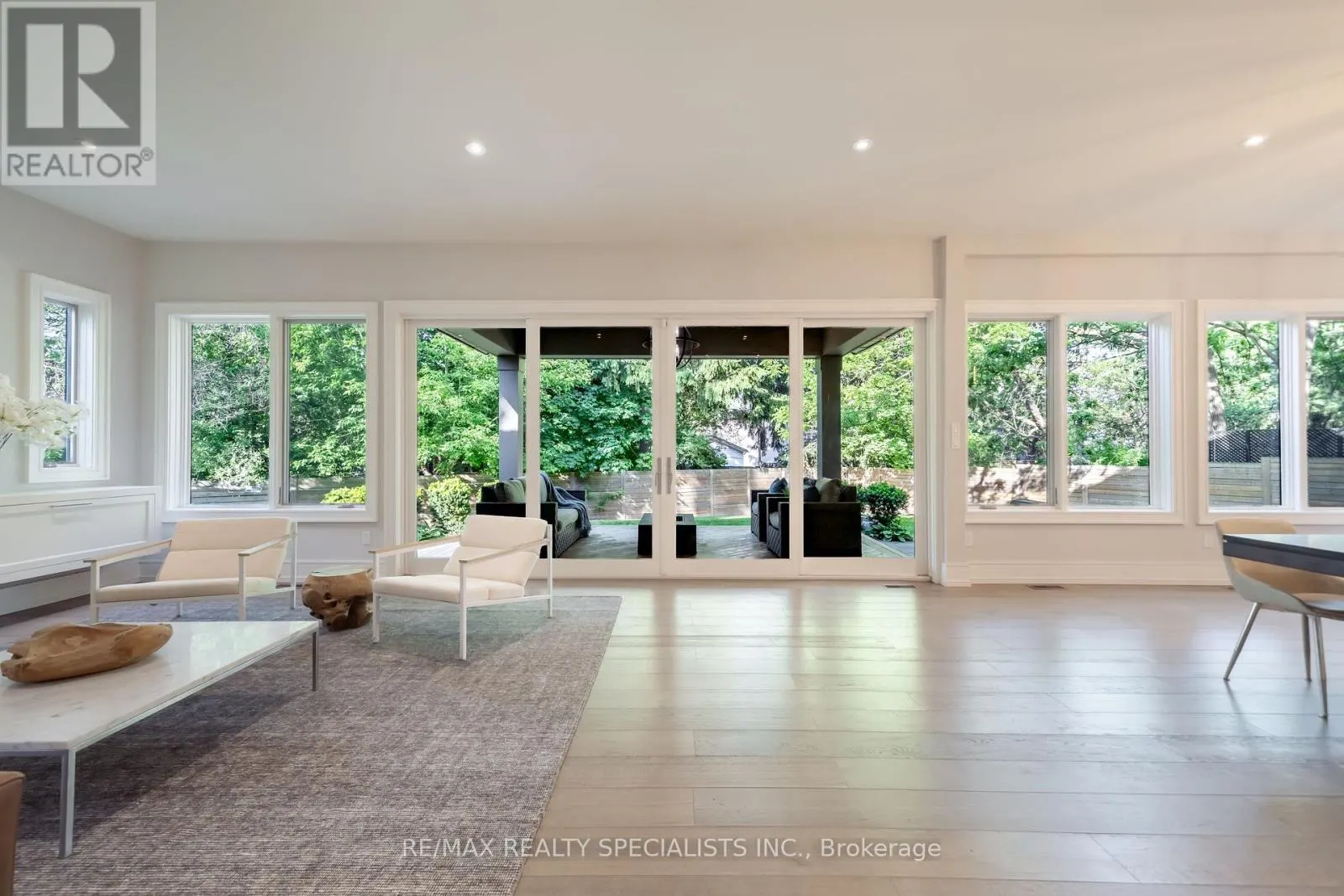18 FLORENCE DRIVE
