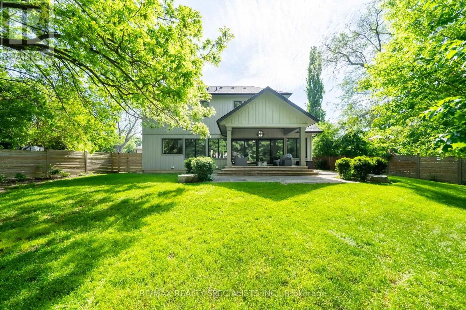 18 FLORENCE DRIVE