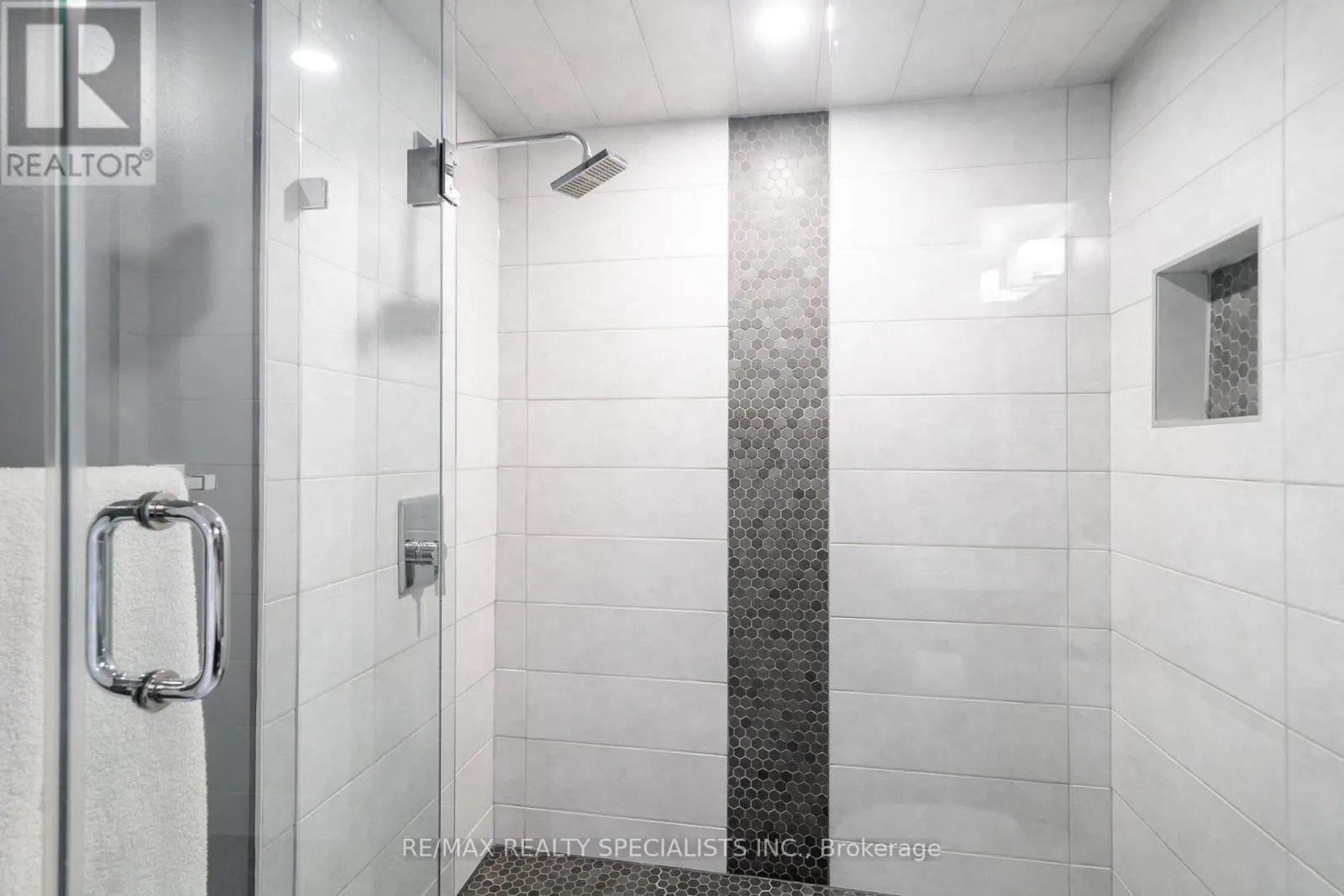 4021 SASHA COURT