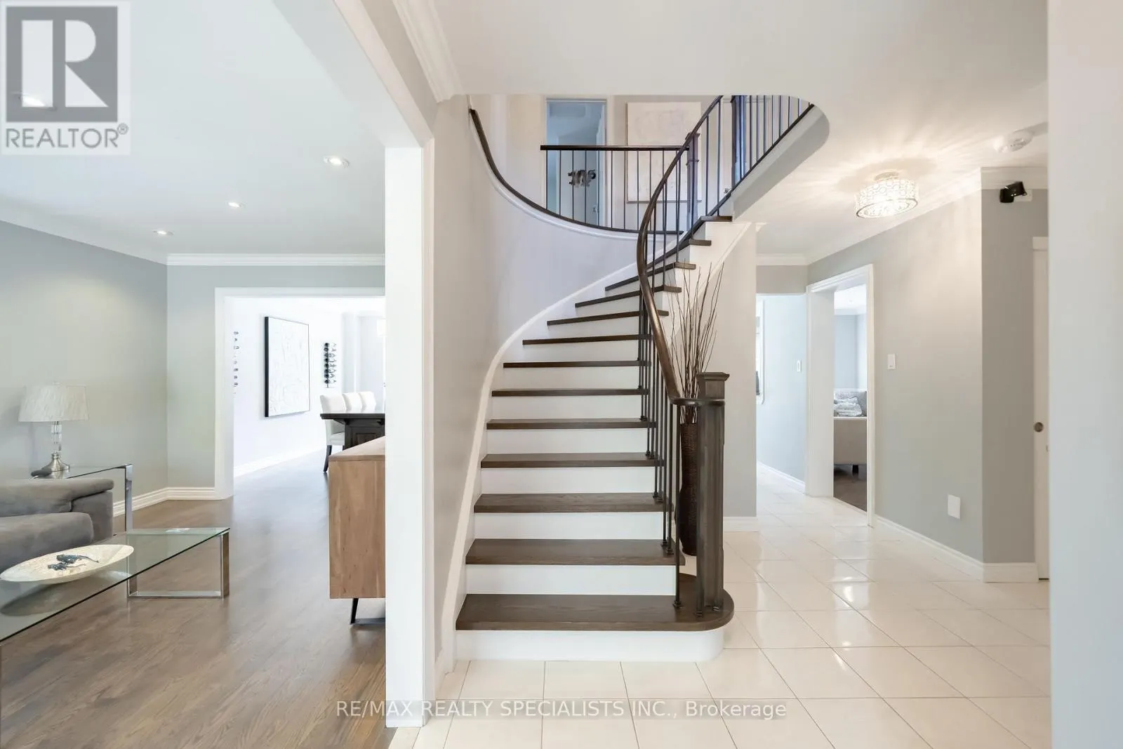 4021 SASHA COURT