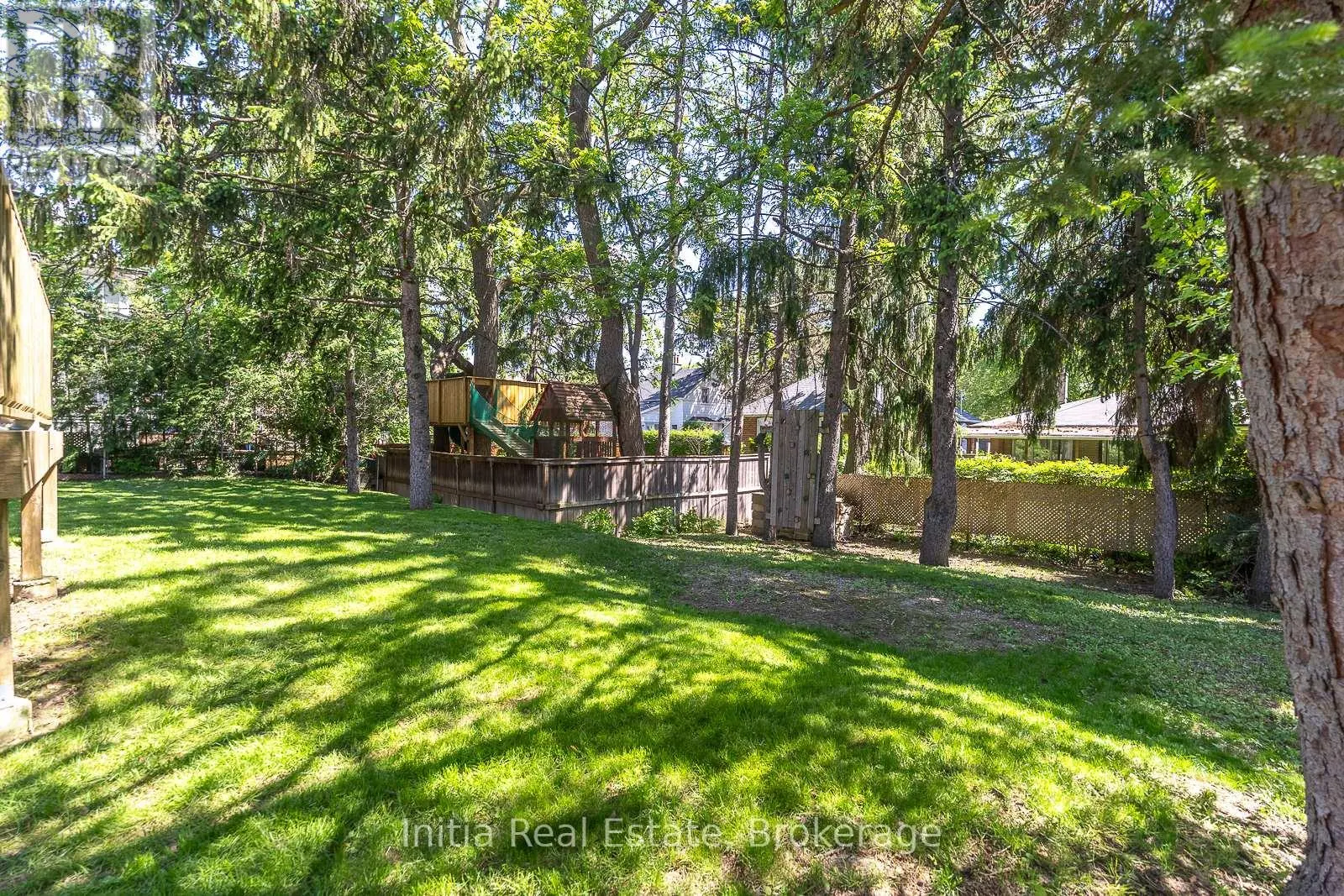 53 BURROWS AVENUE