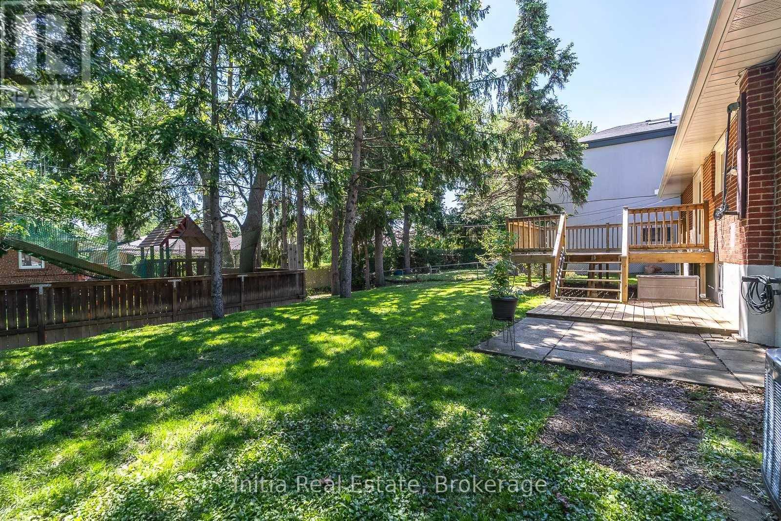 53 BURROWS AVENUE