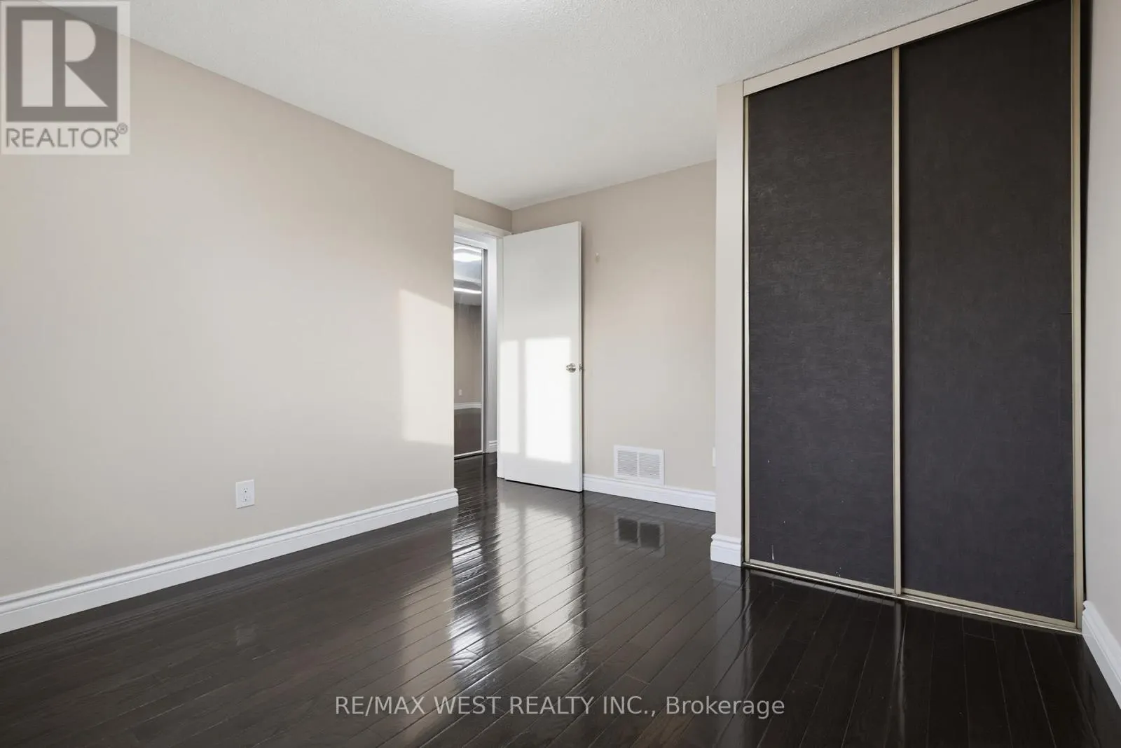 24 PRIMROSE CRESCENT