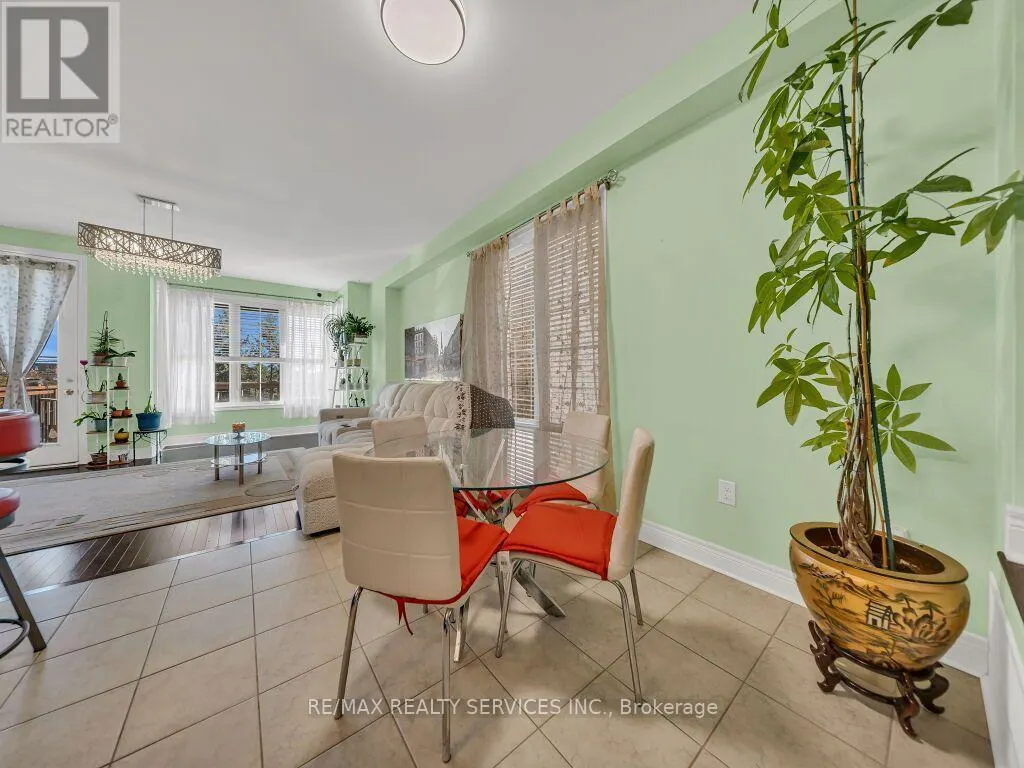 28 ZANETTA CRESCENT