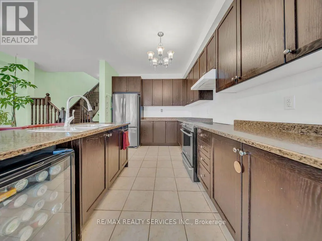 28 ZANETTA CRESCENT