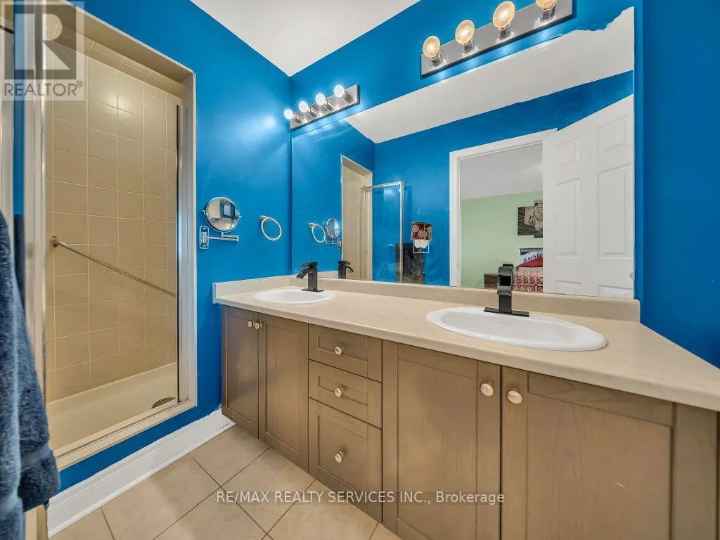 28 ZANETTA CRESCENT