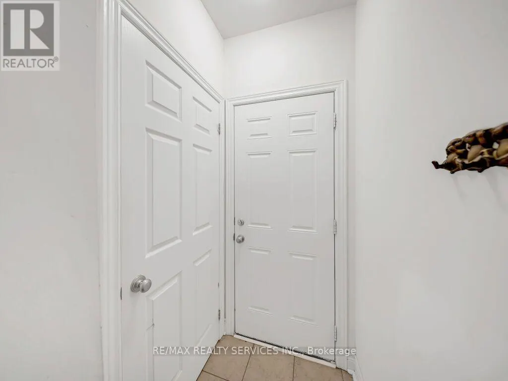 28 ZANETTA CRESCENT