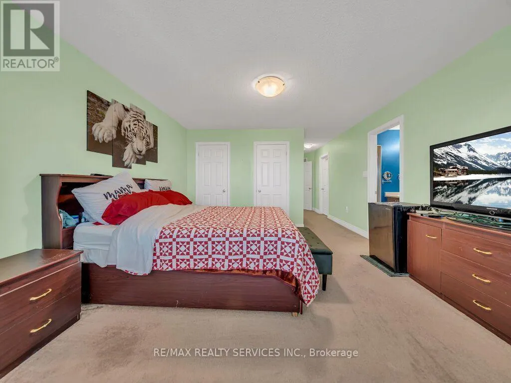 28 ZANETTA CRESCENT