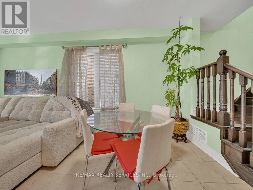 28 ZANETTA CRESCENT