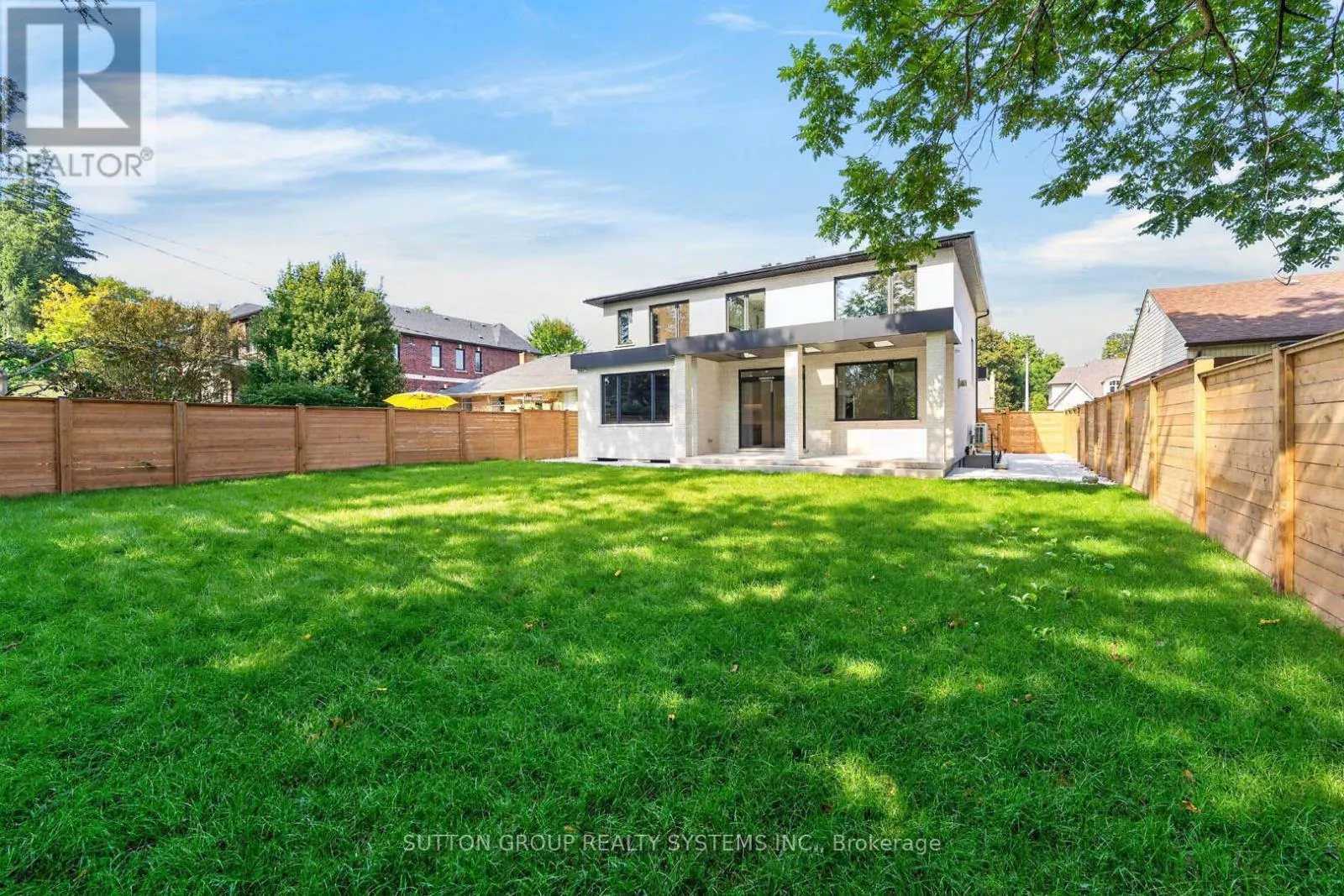 2052 REDAN DRIVE