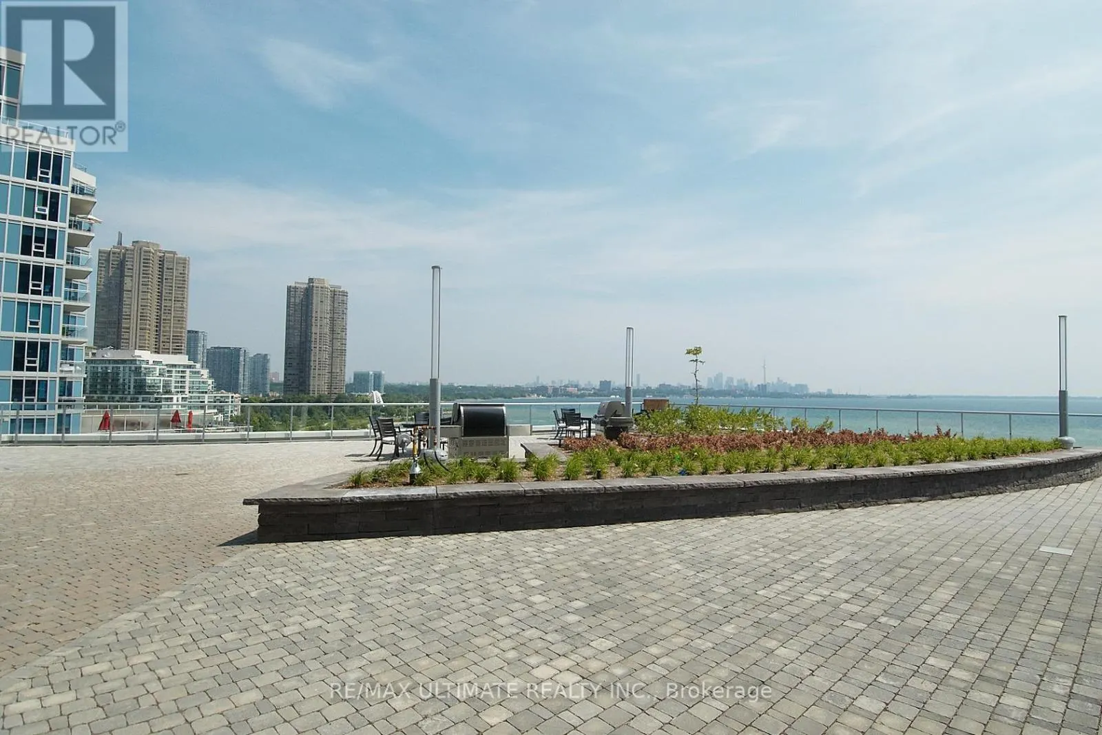 2503 - 80 MARINE PARADE DRIVE