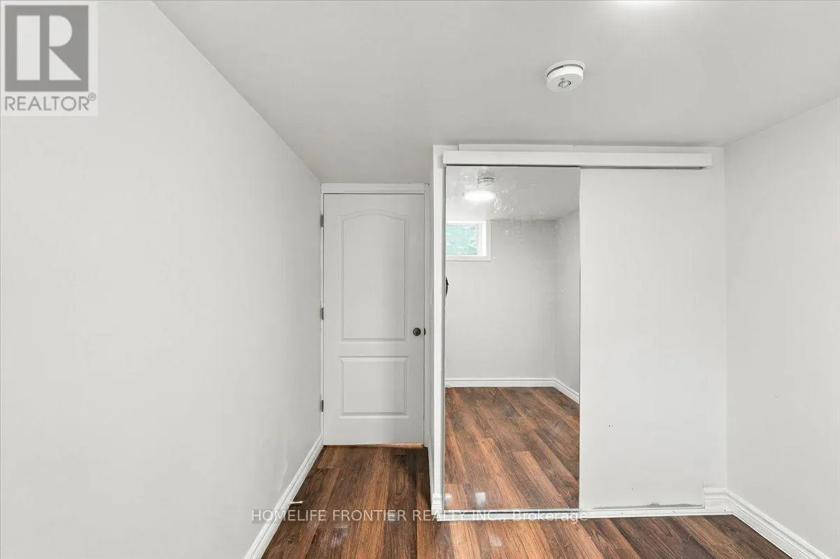 6 - 99 REGENT ROAD