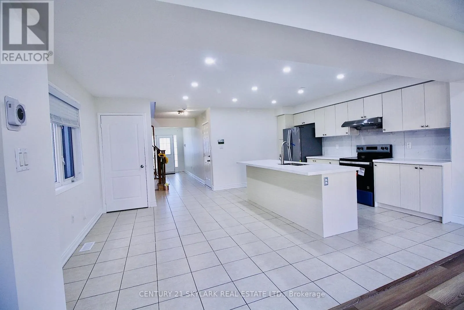 61 LIGHTCATCHER CIRCLE