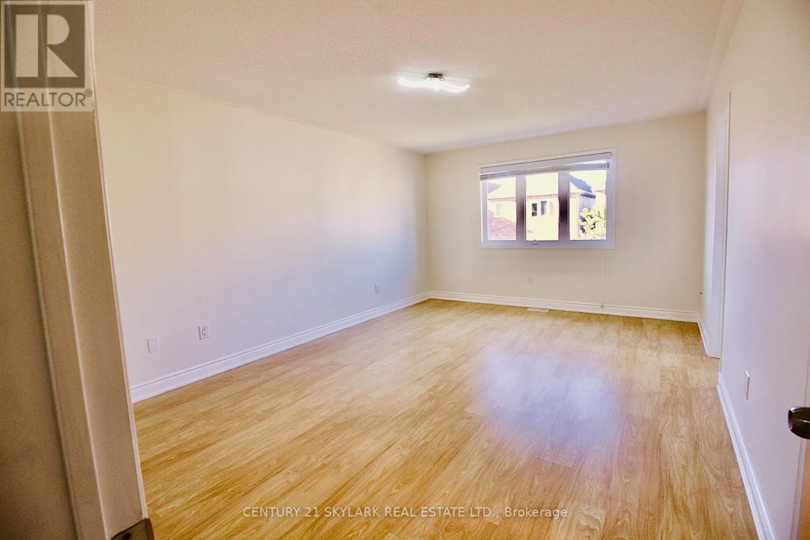 61 LIGHTCATCHER CIRCLE
