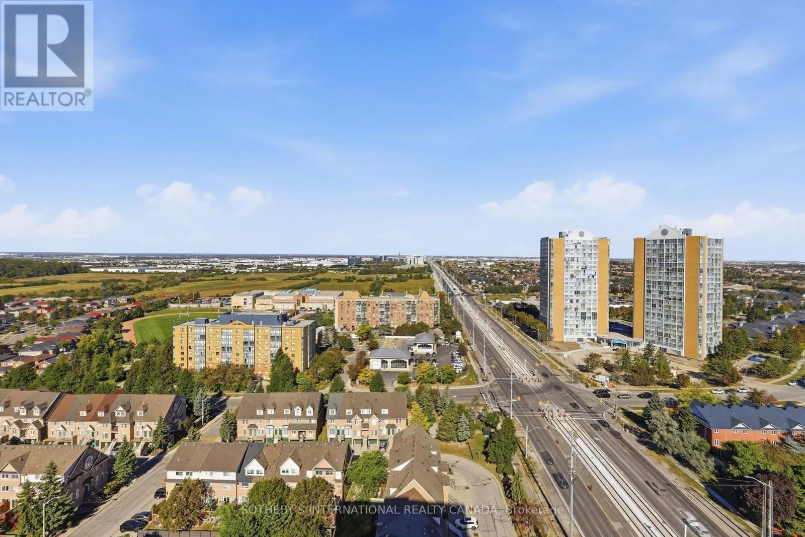 2112 - 55 STRATHAVEN DRIVE
