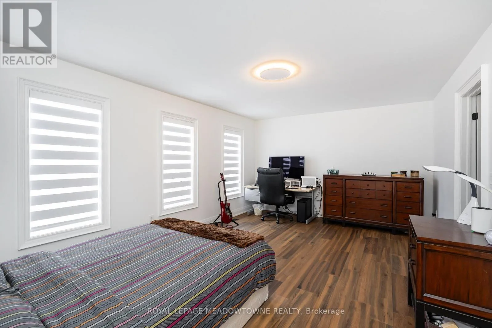 26 EMPEROR DRIVE