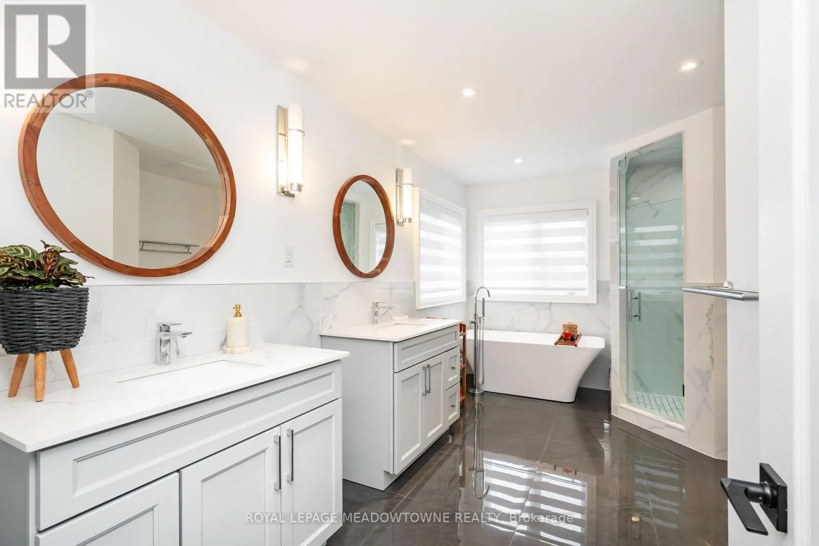 26 EMPEROR DRIVE