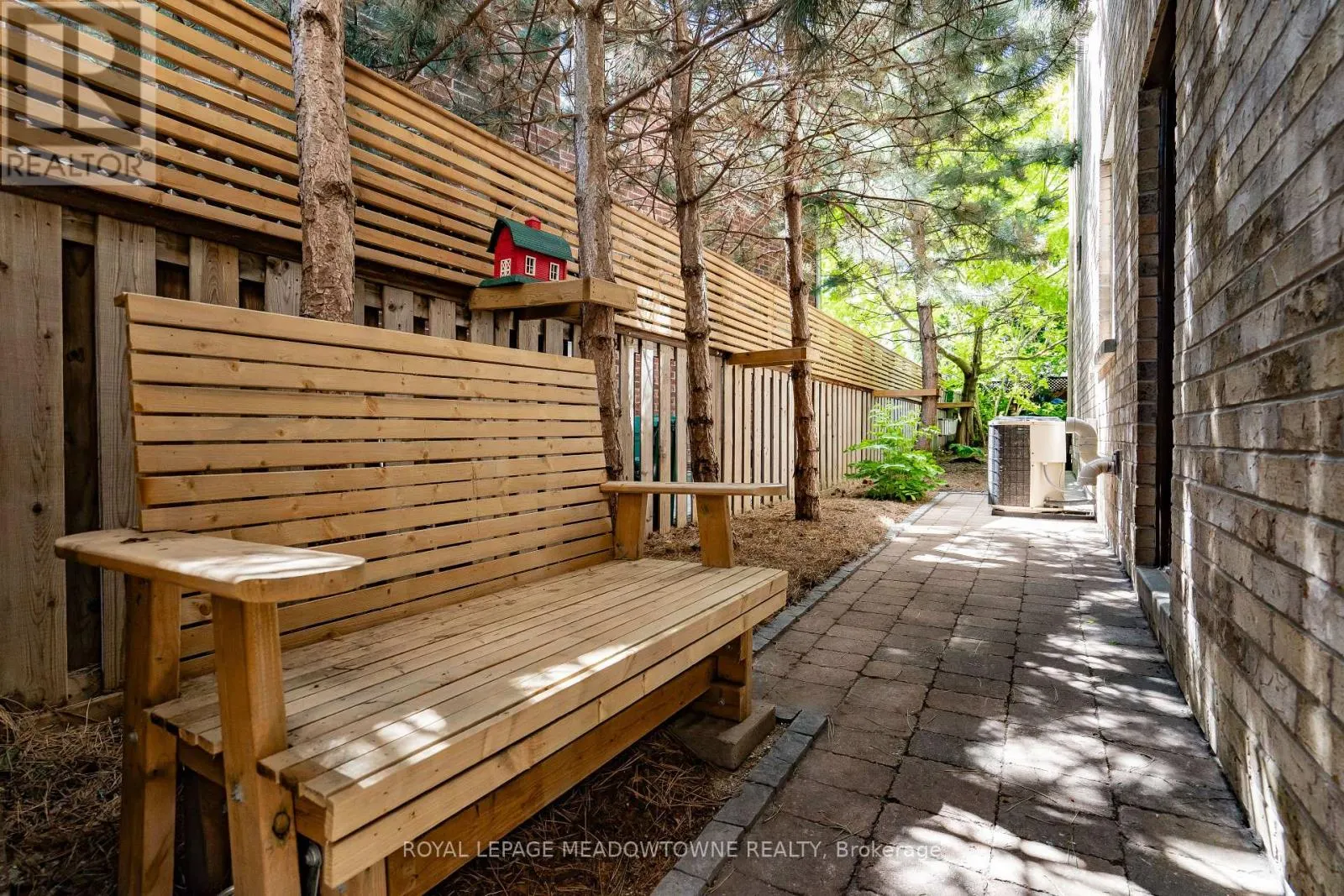 26 EMPEROR DRIVE