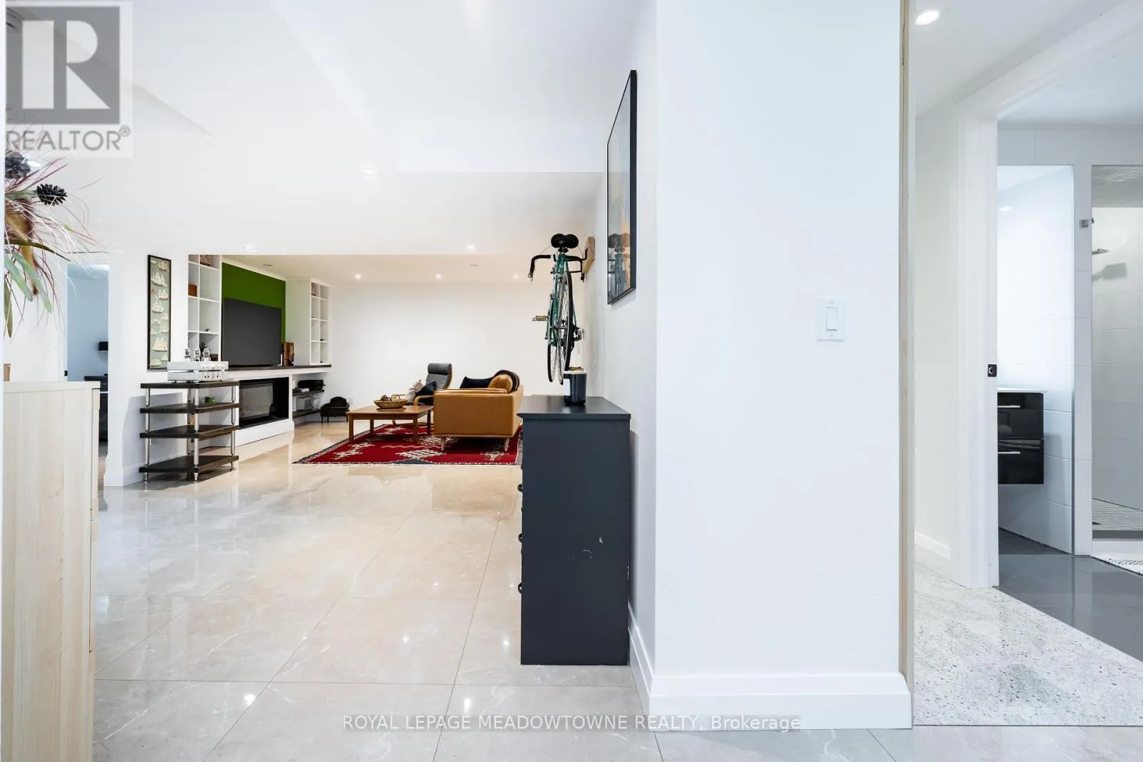 26 EMPEROR DRIVE
