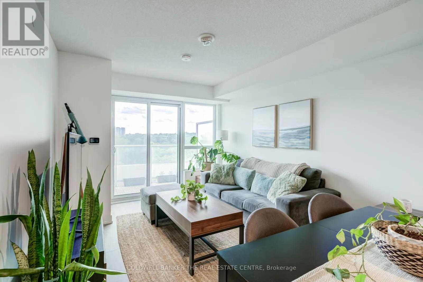 412 - 10 WILBY CRESCENT