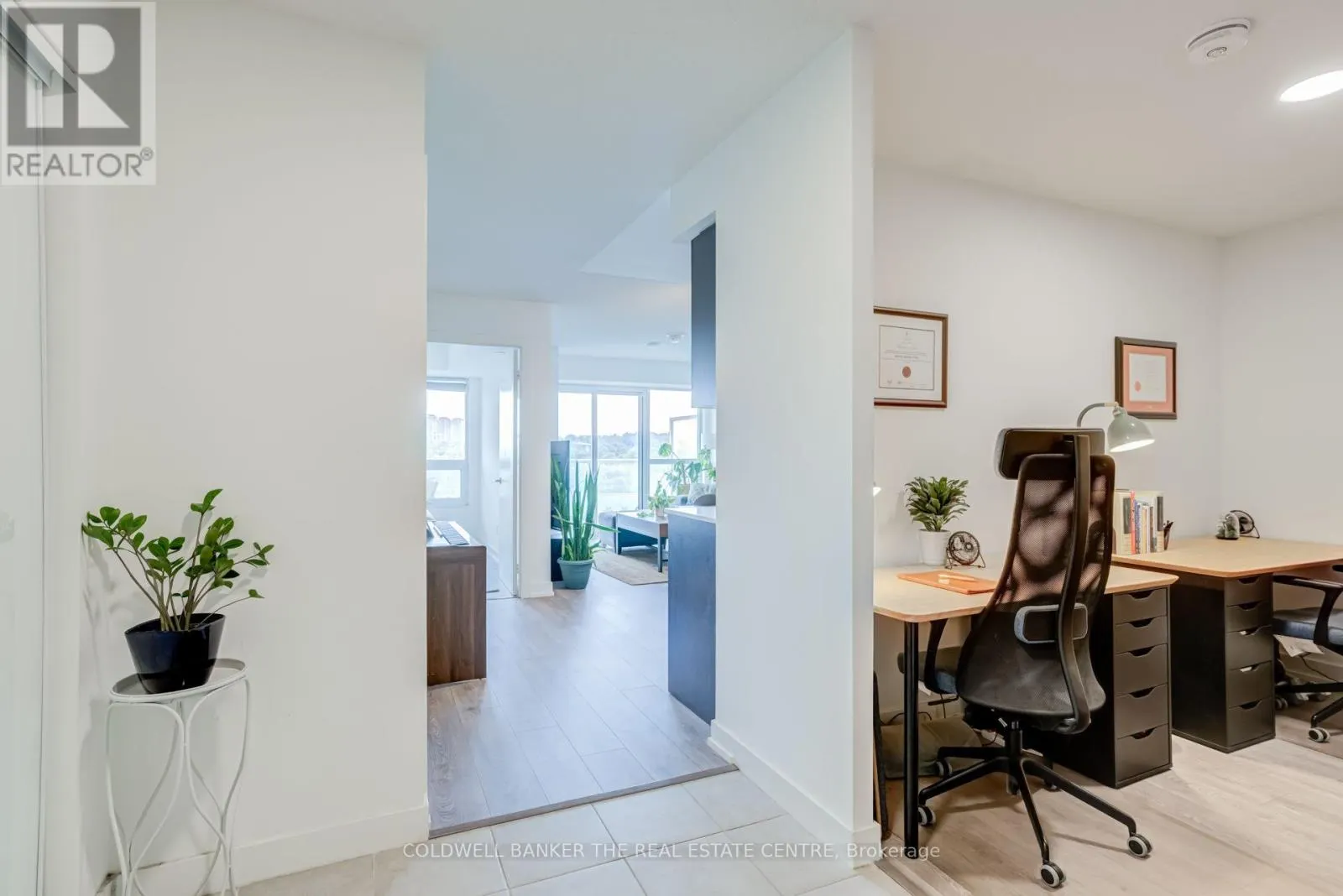 412 - 10 WILBY CRESCENT