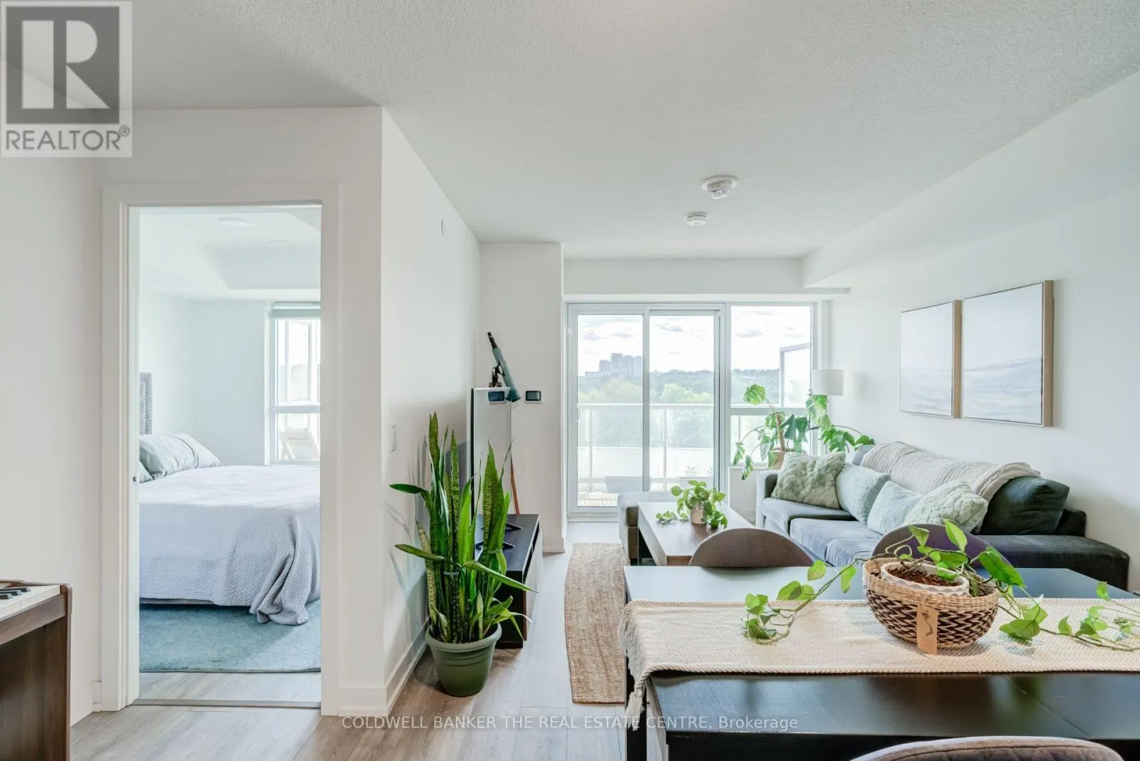412 - 10 WILBY CRESCENT