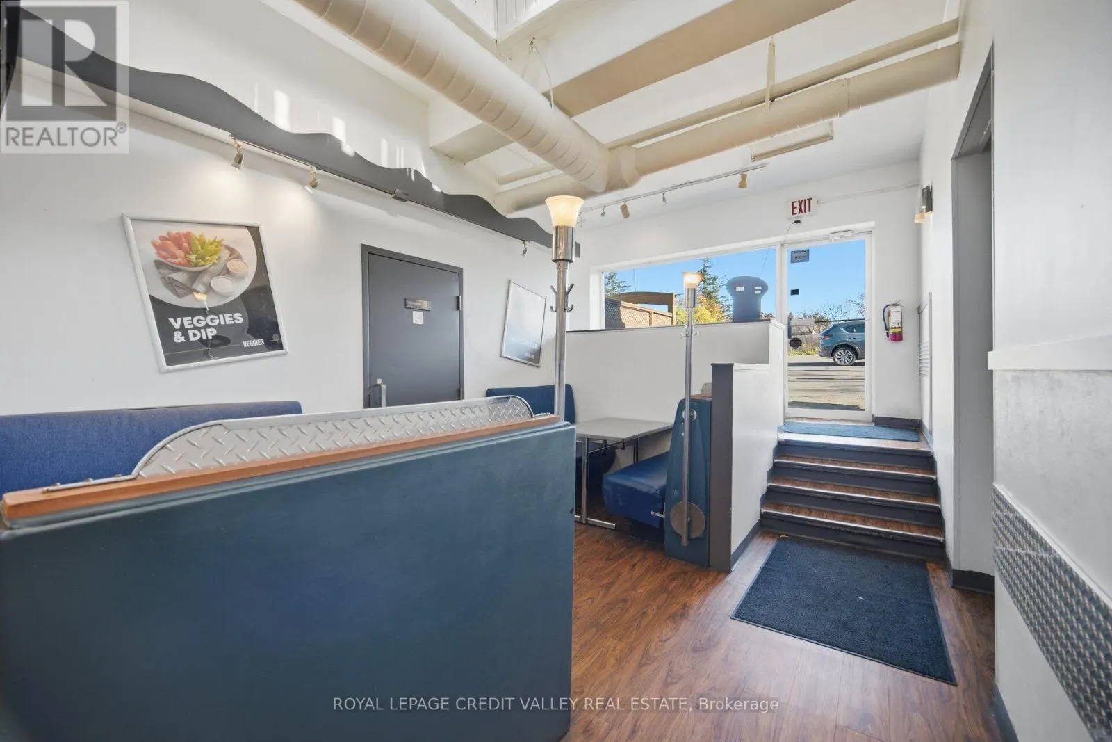 228 MAIN STREET E