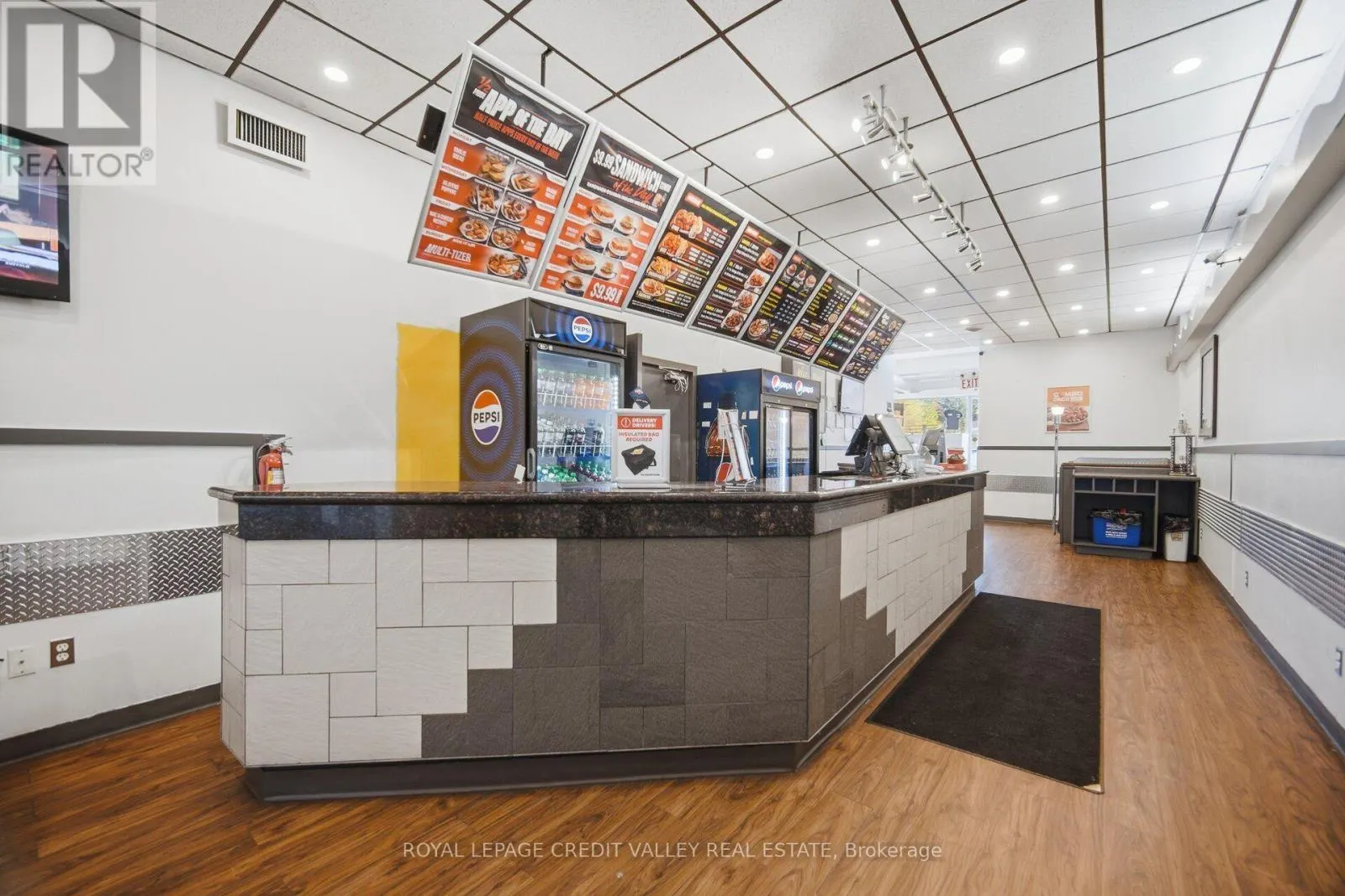 228 MAIN STREET E