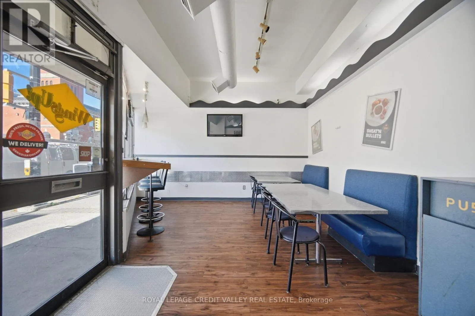 228 MAIN STREET E
