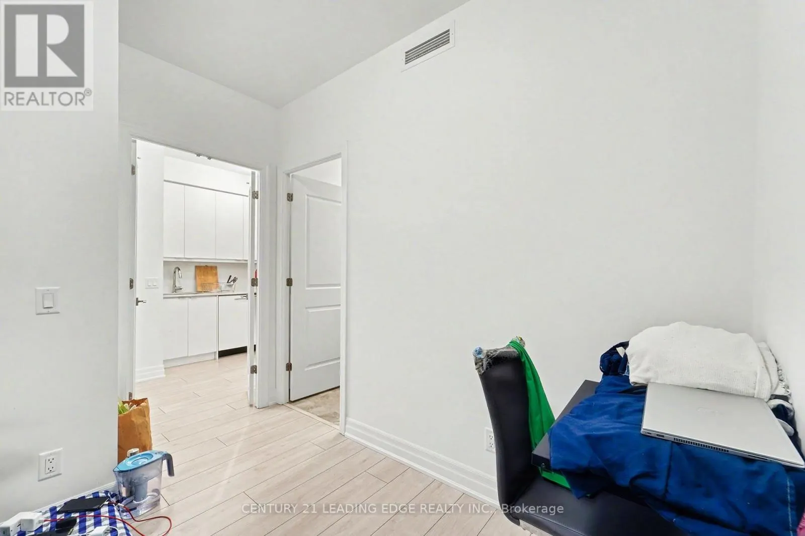 3006 - 30 ELM DRIVE W