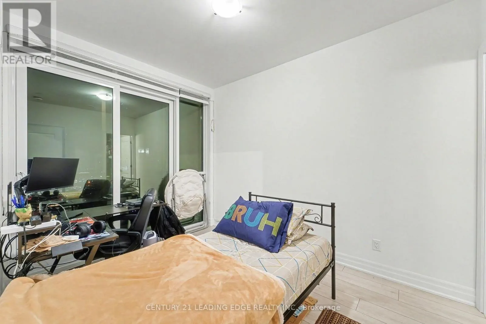 3006 - 30 ELM DRIVE W