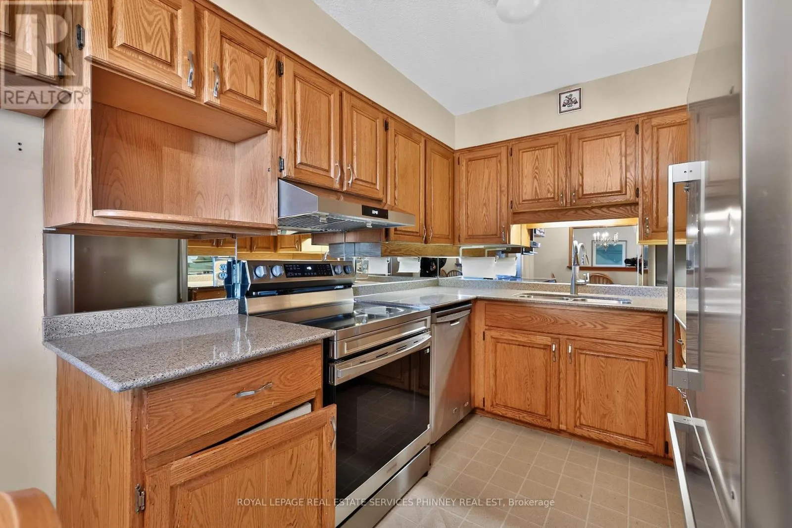 E21 - 284 MILL ROAD