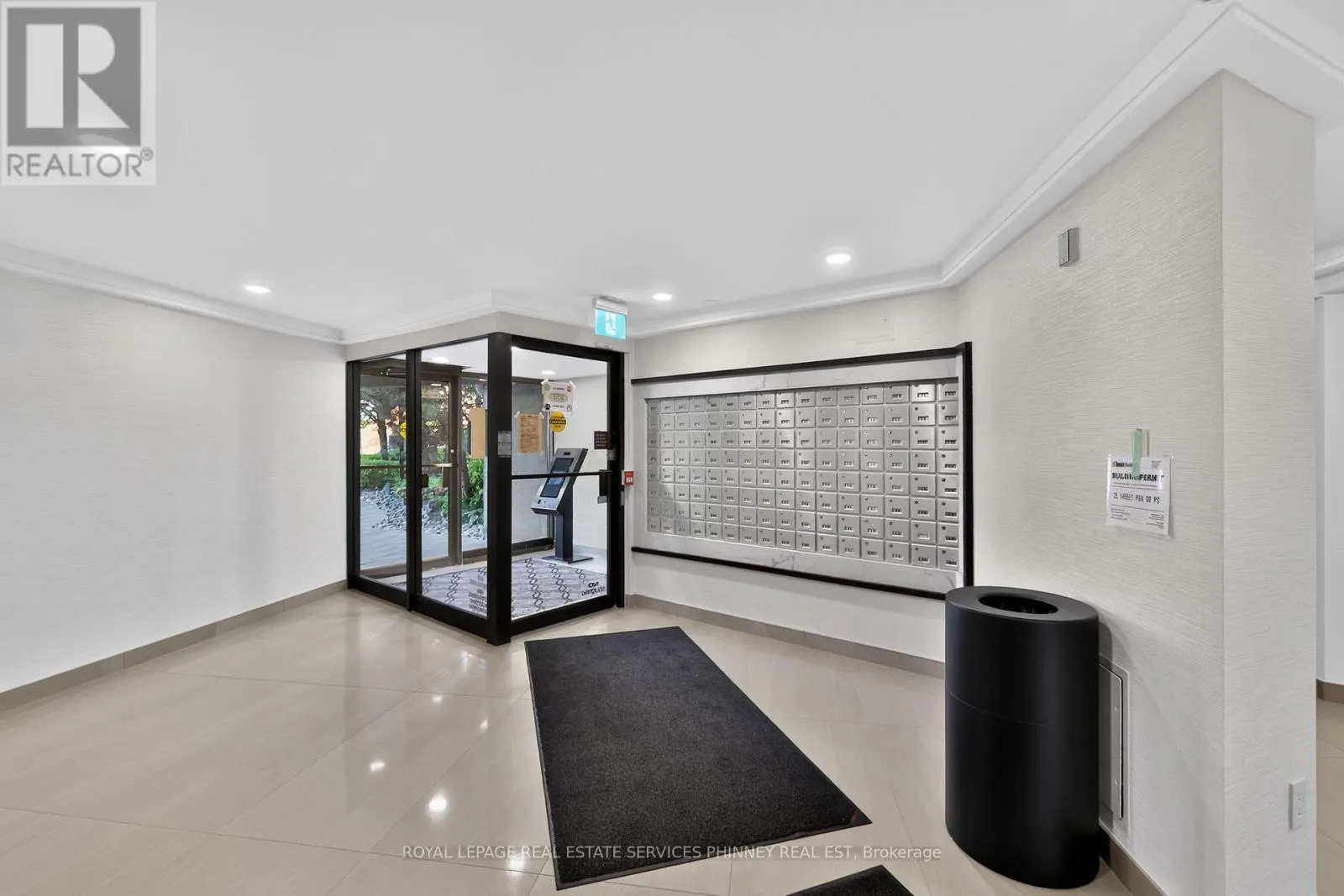 E21 - 284 MILL ROAD