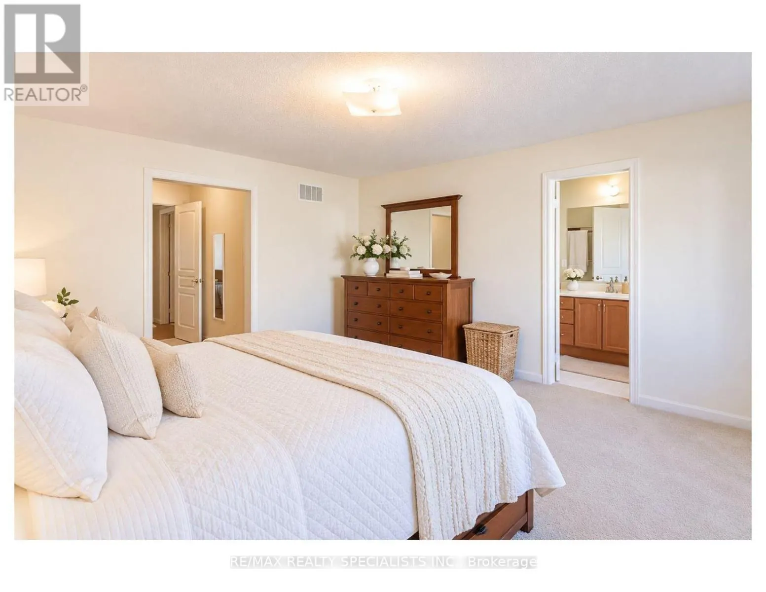 3428 STONEY CRESCENT