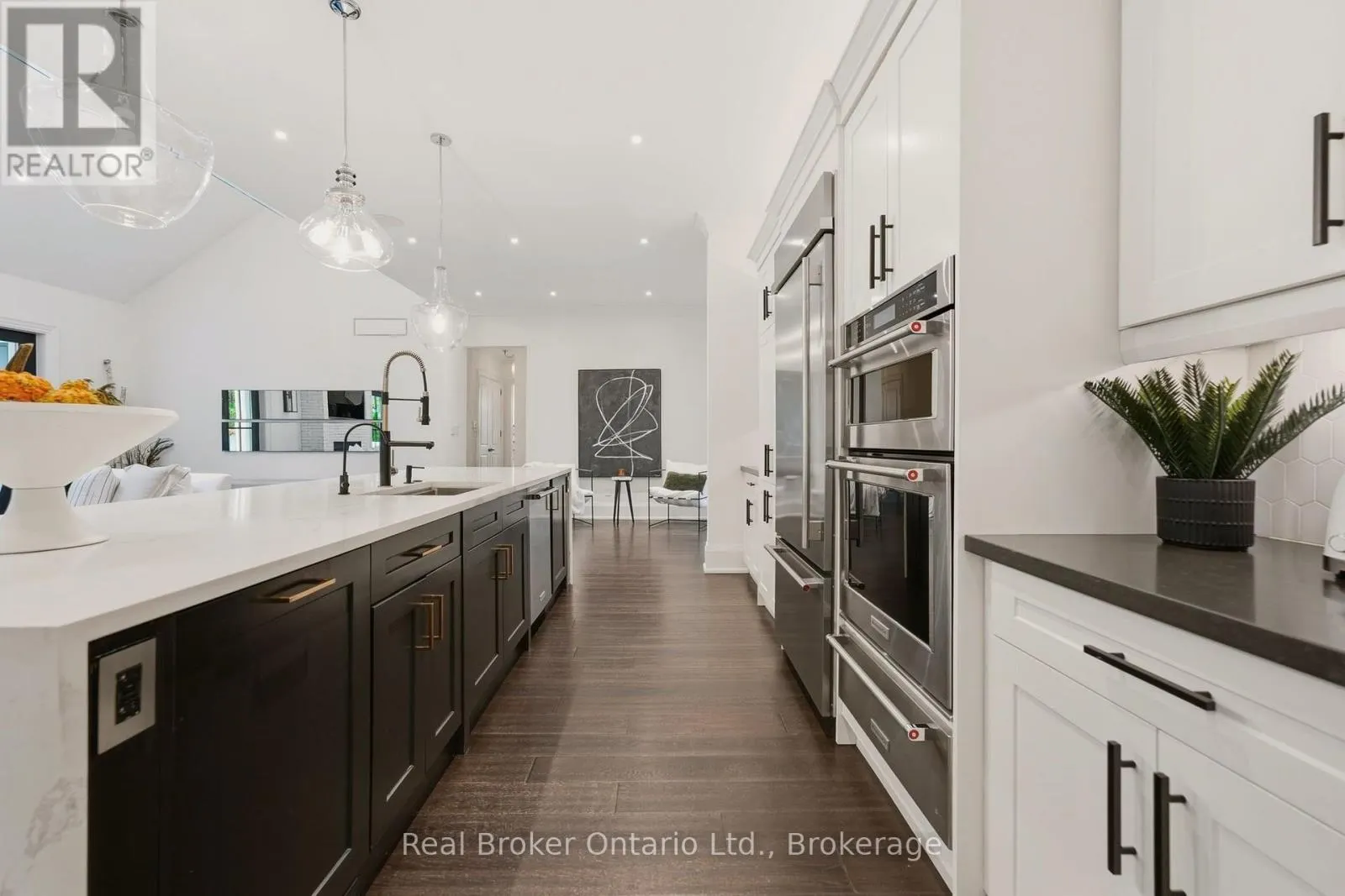 175 NORTH SHORE BOULEVARD W