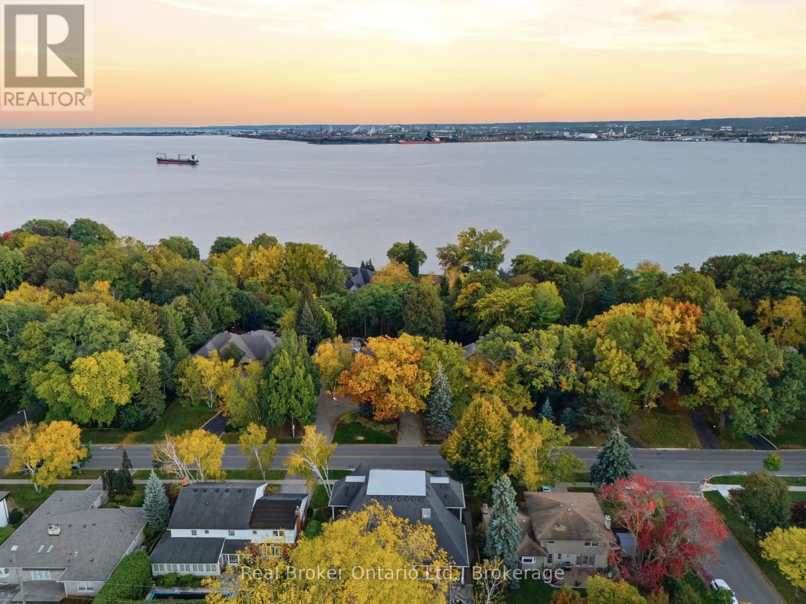 175 NORTH SHORE BOULEVARD W