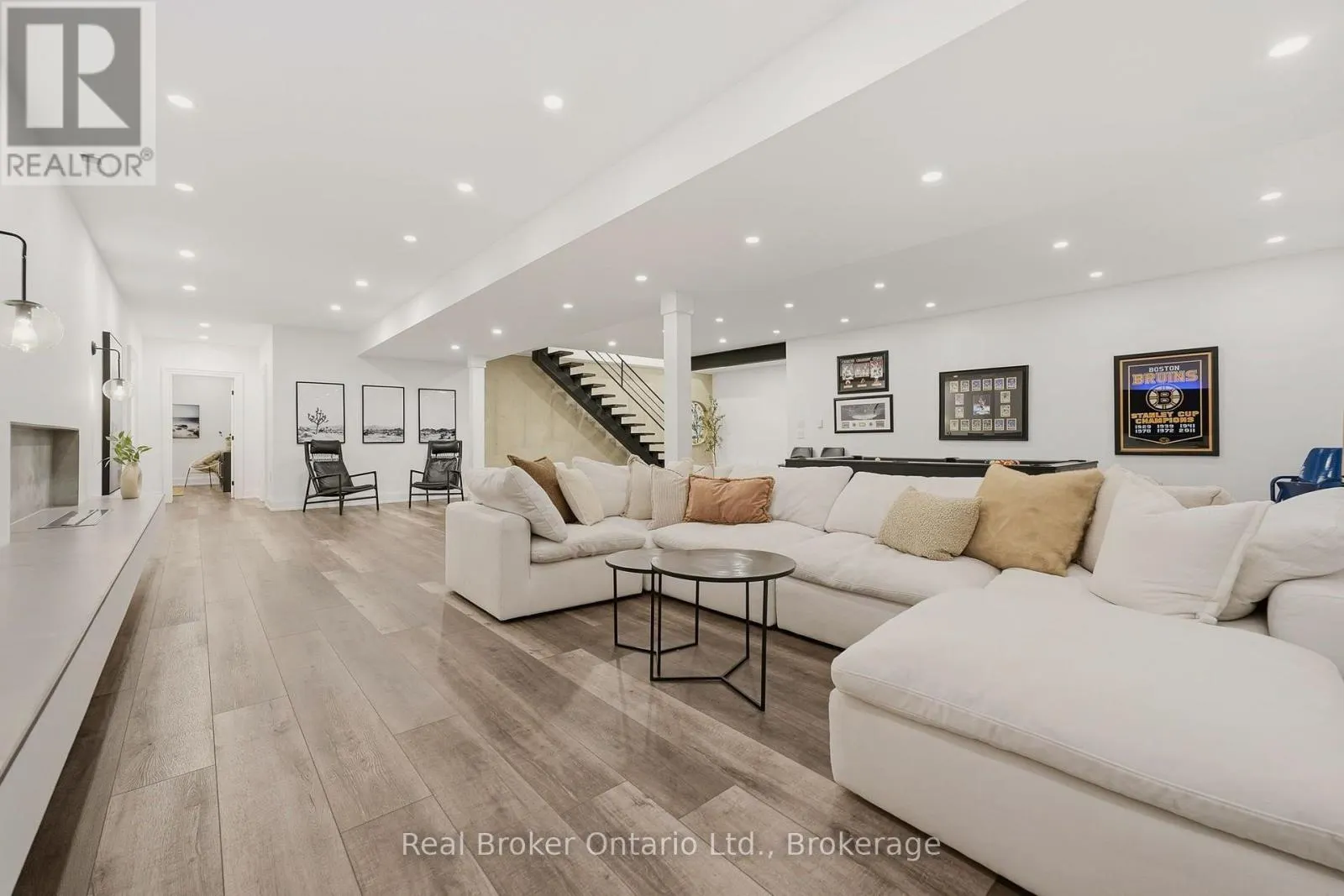 175 NORTH SHORE BOULEVARD W