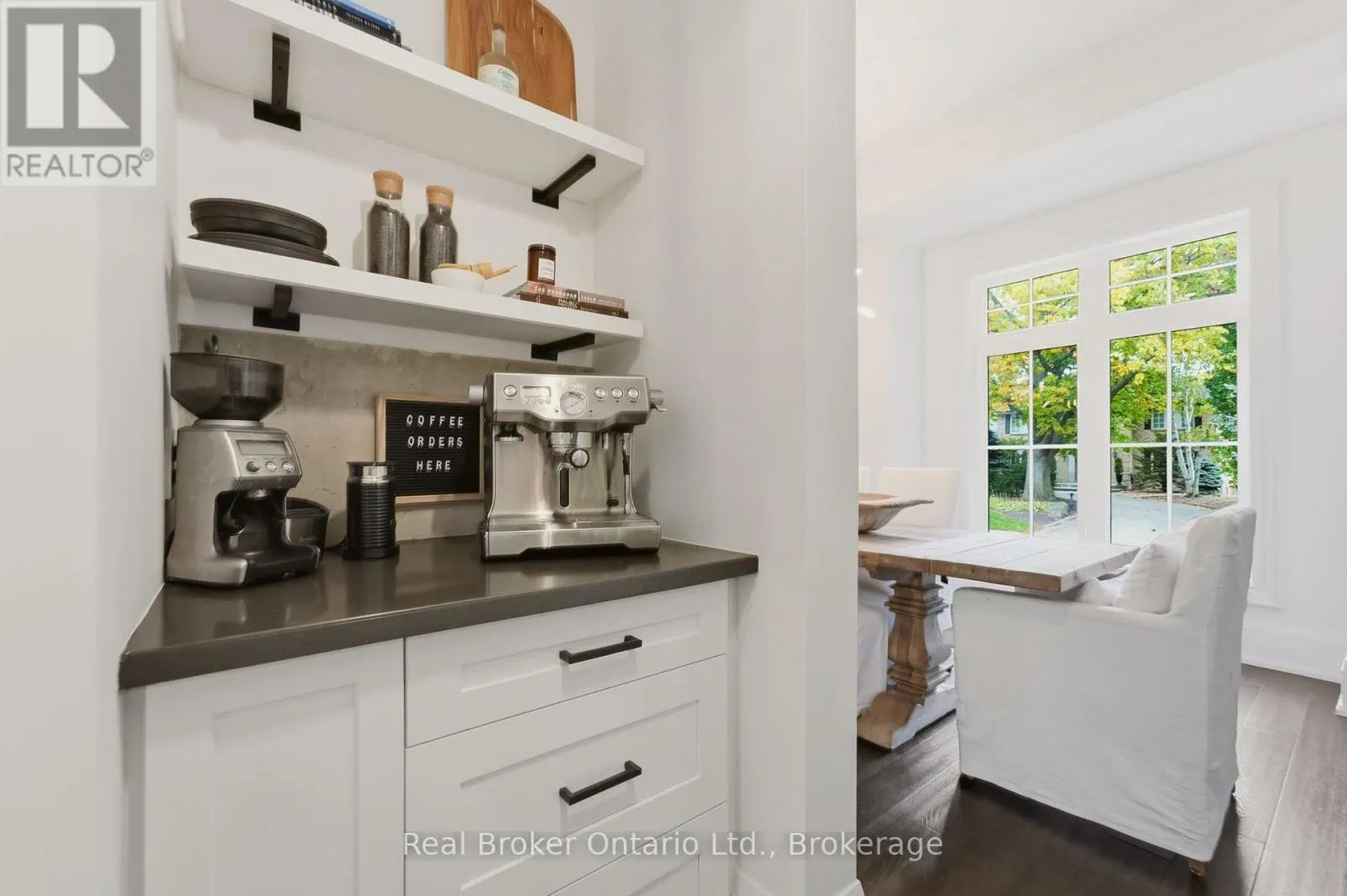 175 NORTH SHORE BOULEVARD W