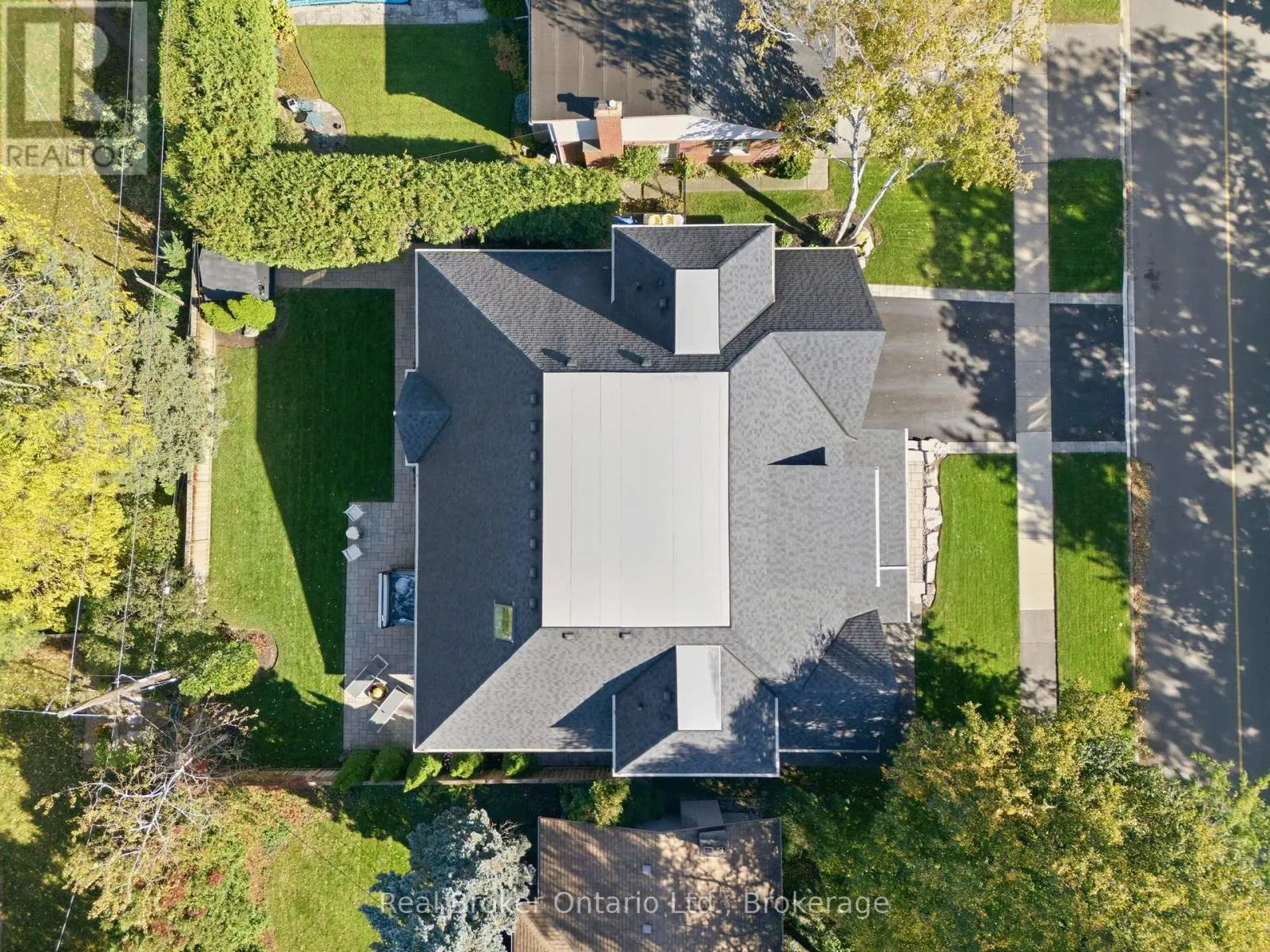 175 NORTH SHORE BOULEVARD W