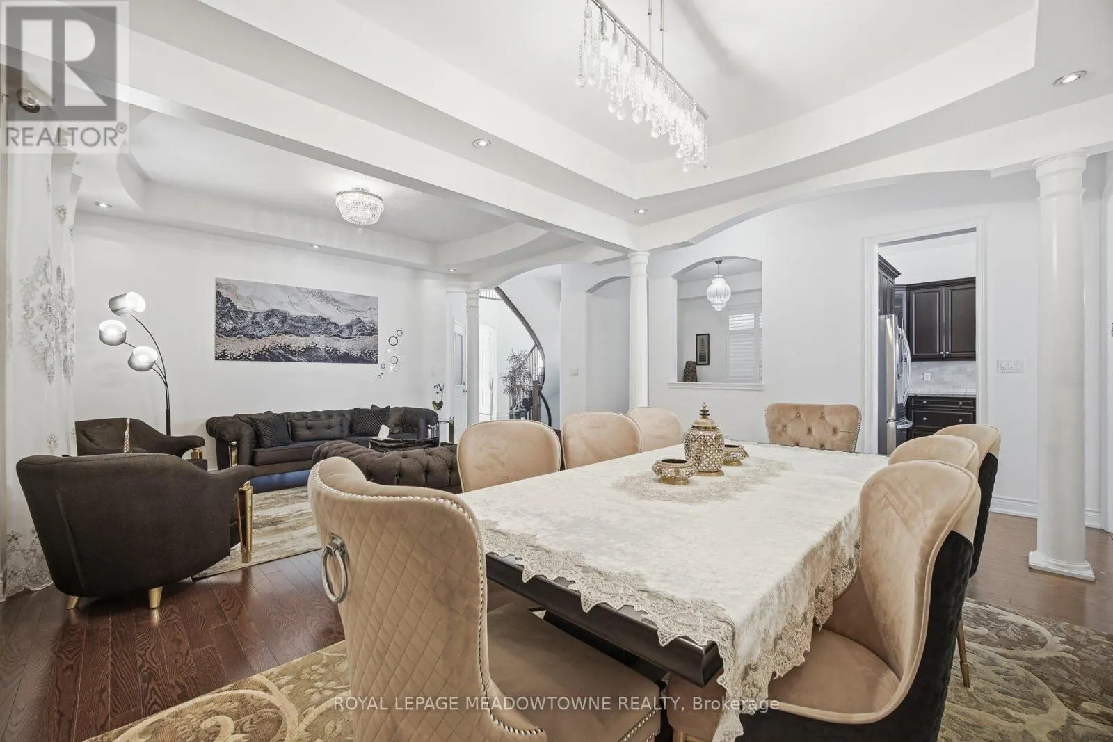 5221 ADOBE COURT