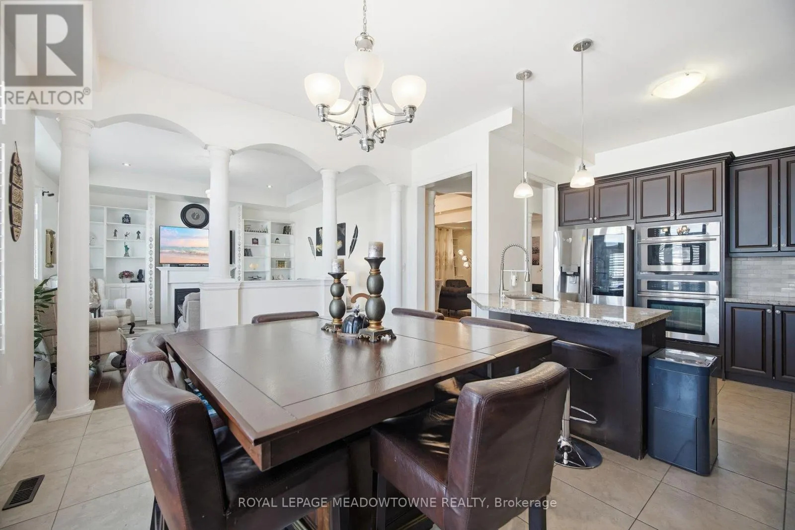 5221 ADOBE COURT
