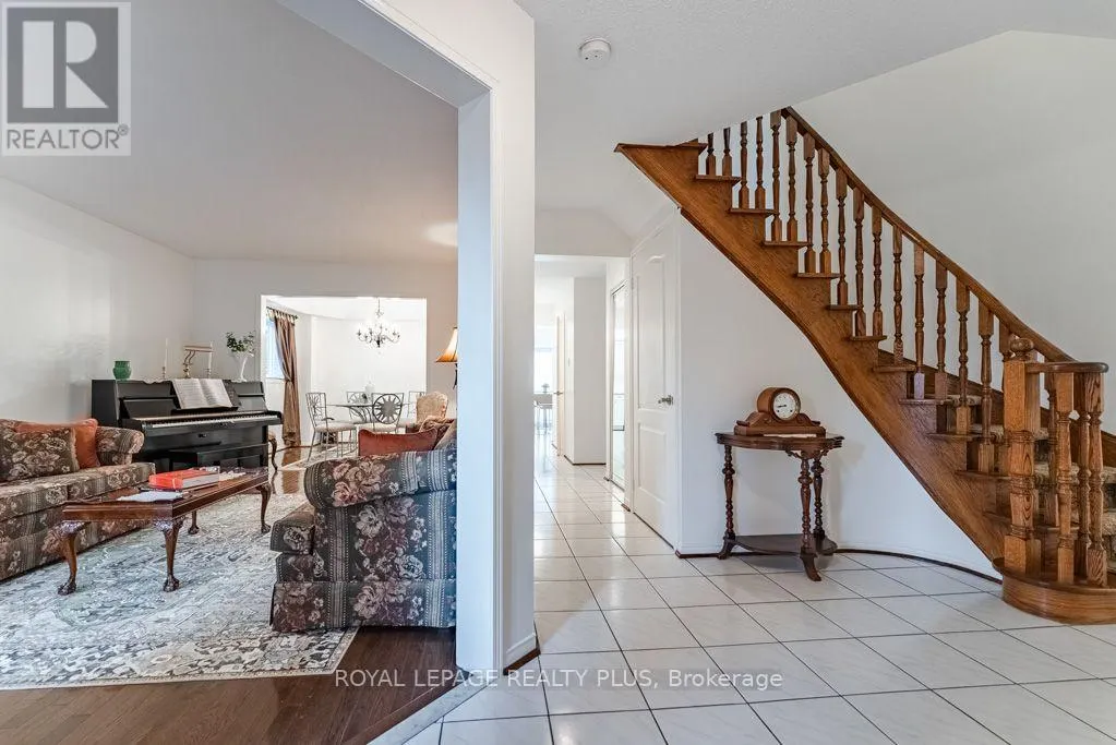 6795 GRACEFIELD DRIVE
