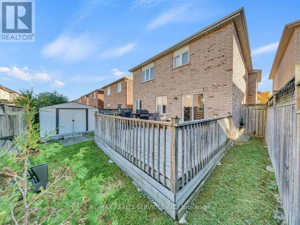 61 SIR JACOBS CRESCENT