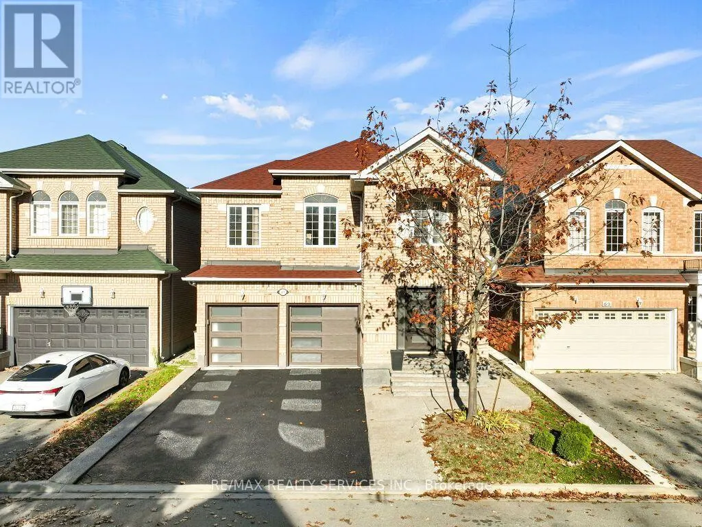 61 SIR JACOBS CRESCENT