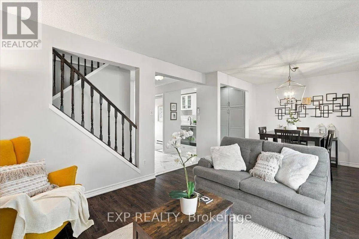16 HAVENBROOK COURT