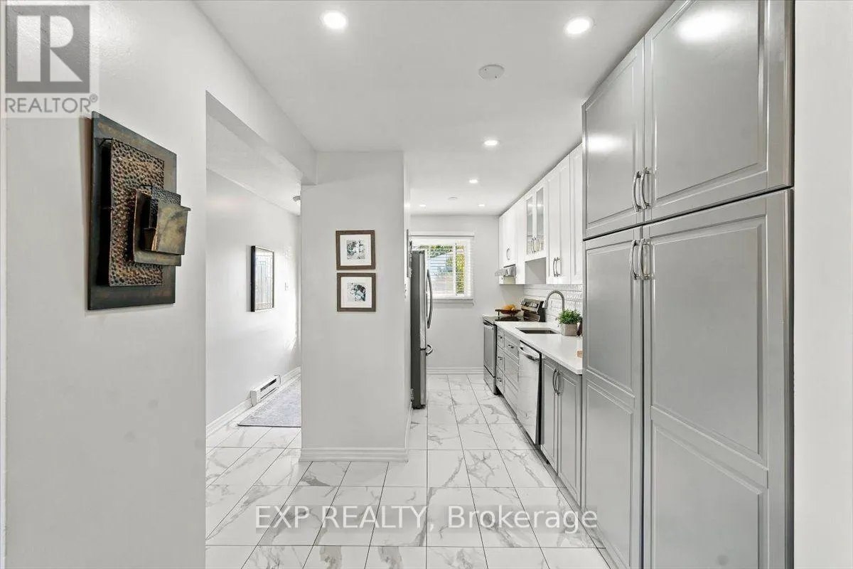 16 HAVENBROOK COURT