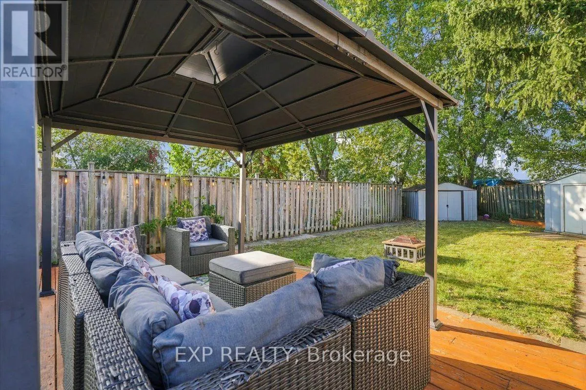 16 HAVENBROOK COURT