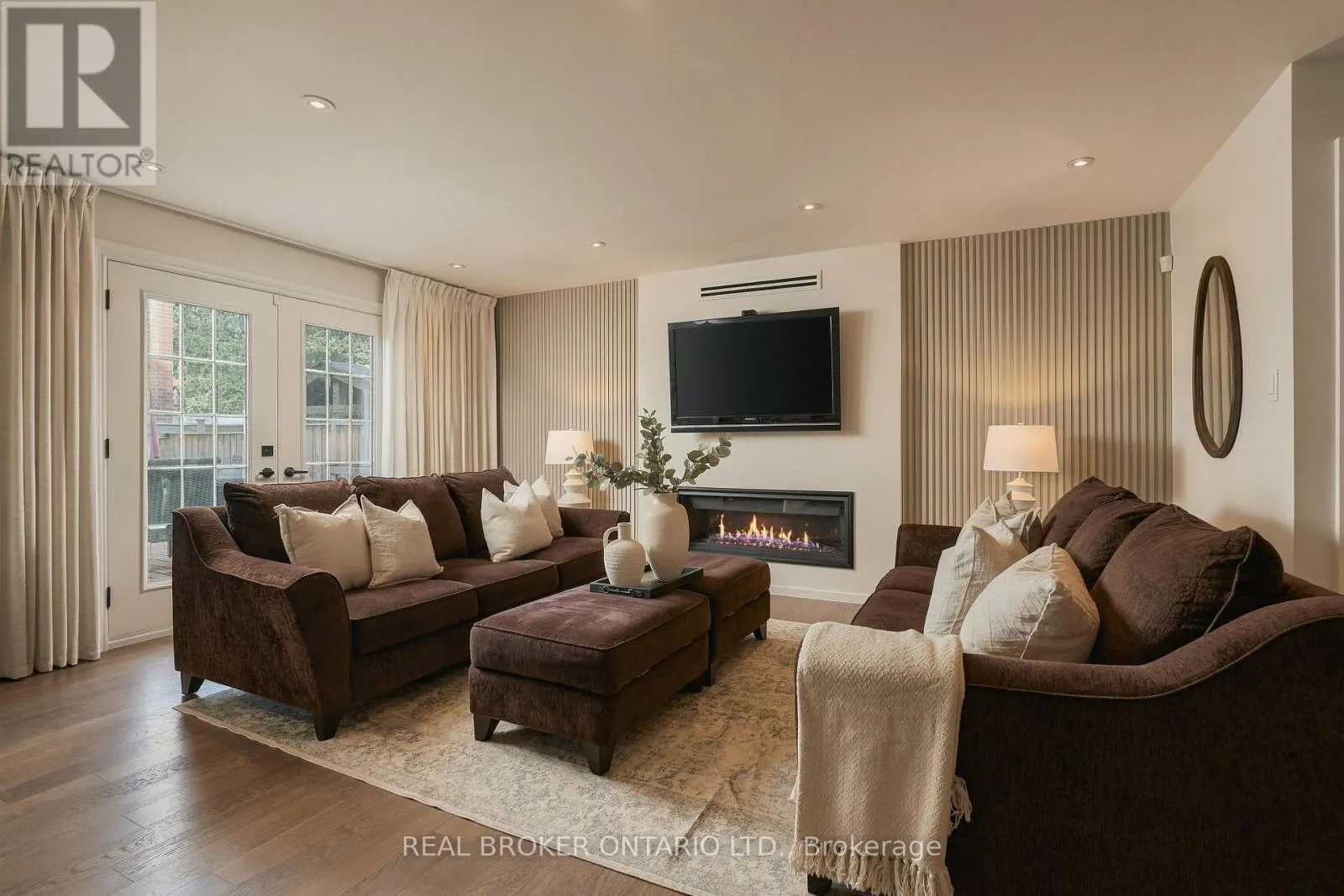 551 KASTELIC PLACE